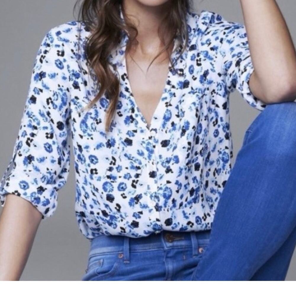 Express Floral Portofino Button Down Blouse Top  Women's Large Blue White